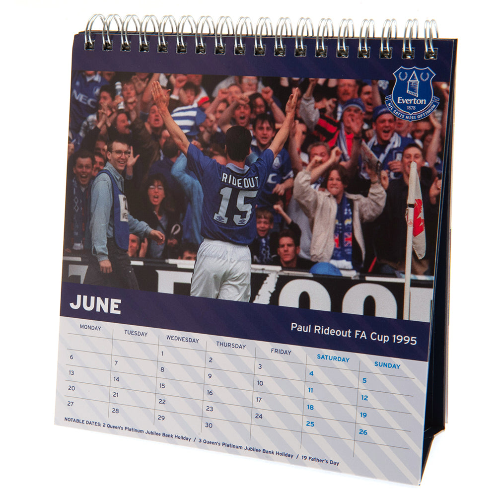 Everton FC Desktop Calendar 2022