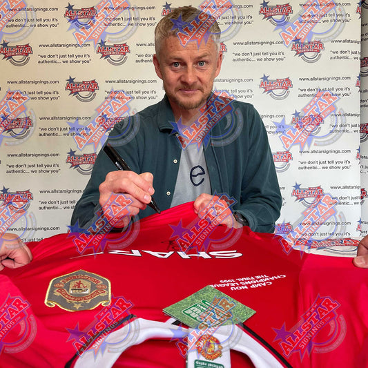 曼联足球俱乐部 1999 年索尔斯克亚和谢林汉姆签名球衣